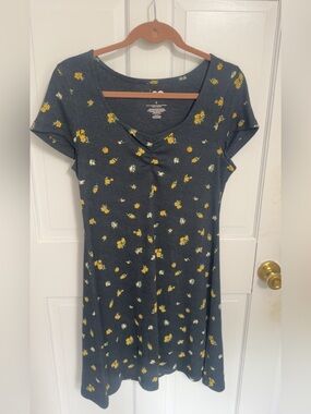 SO Dark Teal Floral V-Neck Knit Tunic - Yellow & Cream Flowers